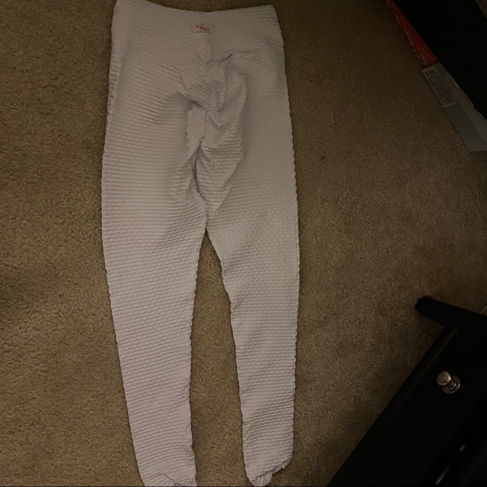 CLS Sportswear Scrunch Leggings | TEXTURED LEGGING